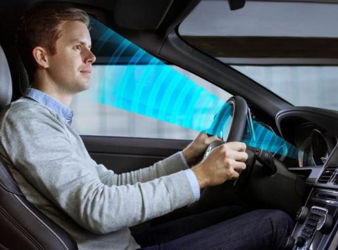 Volvo nechce ‘šikanovať‘ vodičov. Obmedzí varovania