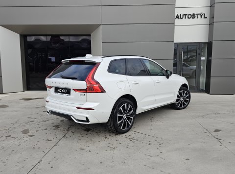 Volvo XC60 B4(D) AWD AT8 ULTIMATE DARK