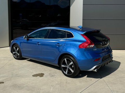 Volvo V40 T3 AT6 R-DESIGN