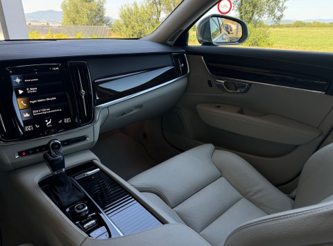 Volvo S90 D4 FWD AT8 INSCRIPTION