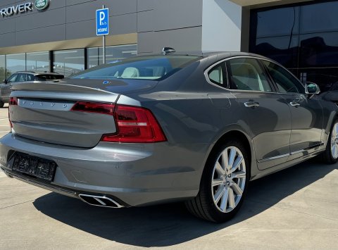 Volvo S90 D4 FWD AT8 INSCRIPTION