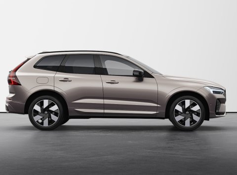 Volvo XC60 T8 AWD Recharge PLUS DARK